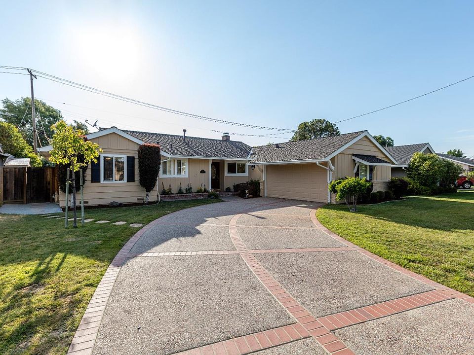 1st image of 1551 Phantom Ave