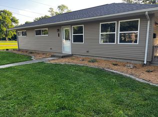 717 S Lincoln St, Olney, IL 62450