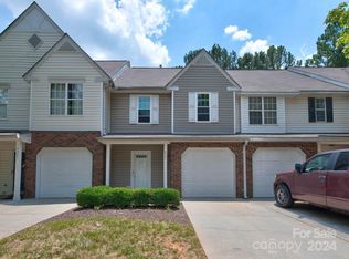 4527 Panther Pl, Charlotte, NC 28269