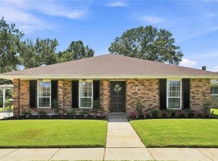 7 Caddo Ct, Kenner, LA 70065