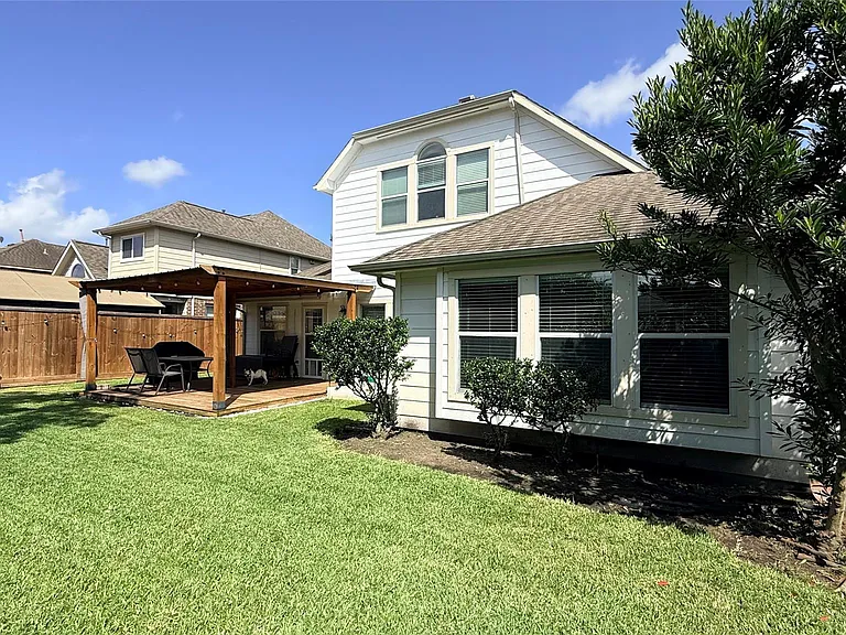 842 Crystal Bay Ln — Photo 5