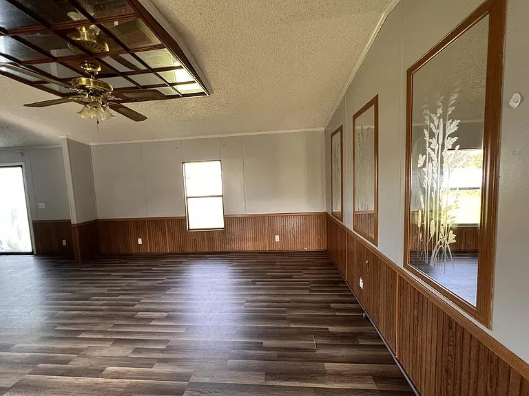 103 Knoxville Dr — Photo 13