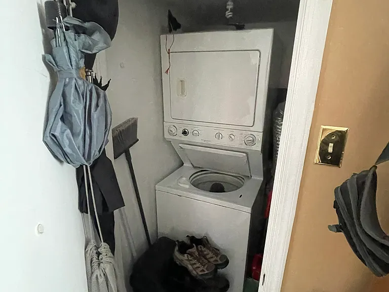 772 Woodlea Rd — Photo 2