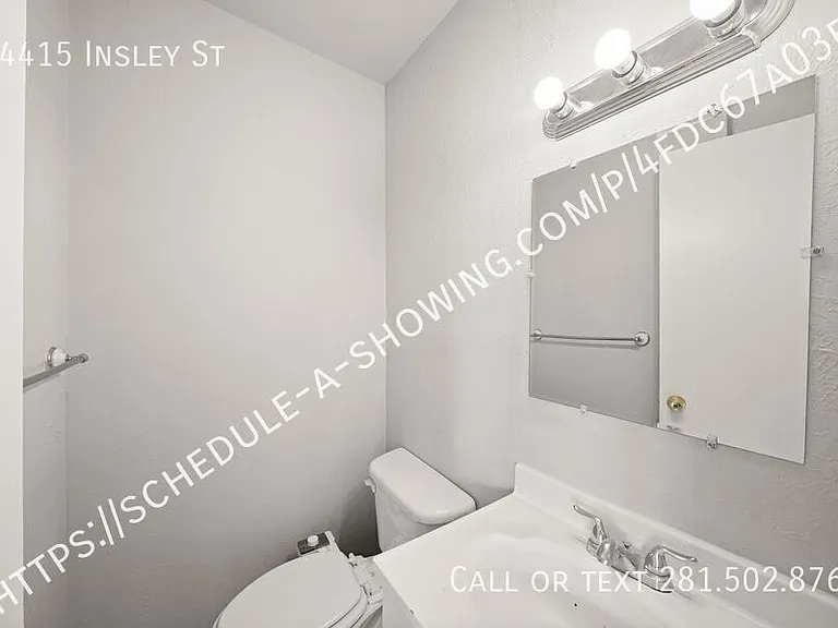14415 Insley St — Photo 7