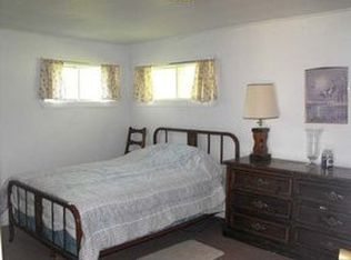 5858 Lakeside Dr, Gladwin, MI 48624
