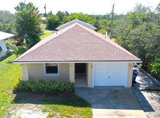 253 16th St SW, Vero Beach, FL 32962