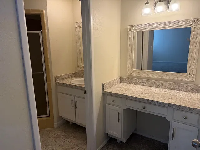 5214 King George Dr — Photo 9