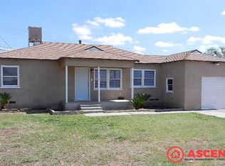 2112 Barnett St, Bakersfield, CA
