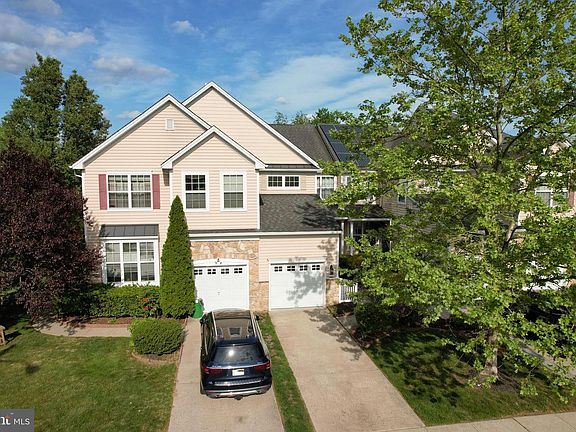 5th image of 36 Crows Nest Ct