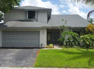 9810 SW 13th Ct, Pembroke Pines, FL 33025