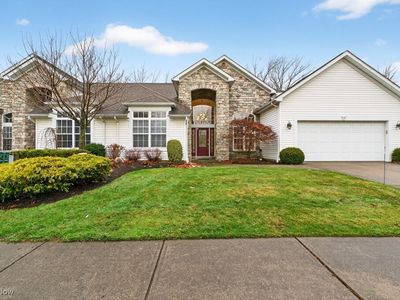 332 Gretna Green Dr, Highland Heights, OH, 44143