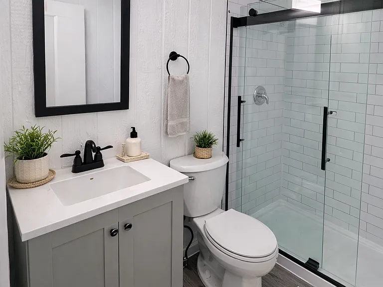 131 Racetrack St #1 — Photo 3