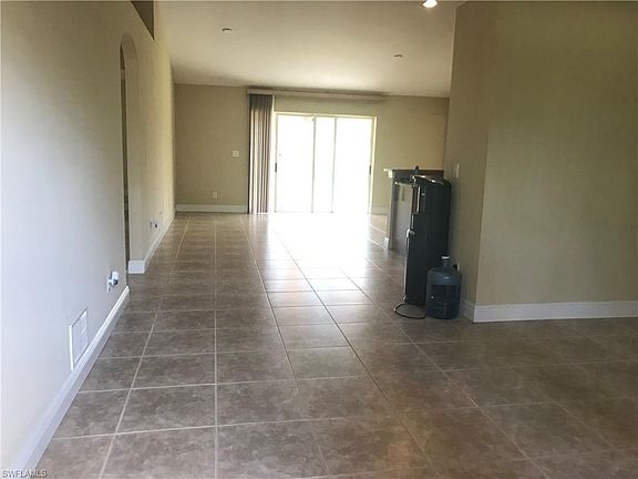 4th image of 190 Argonne Ave S