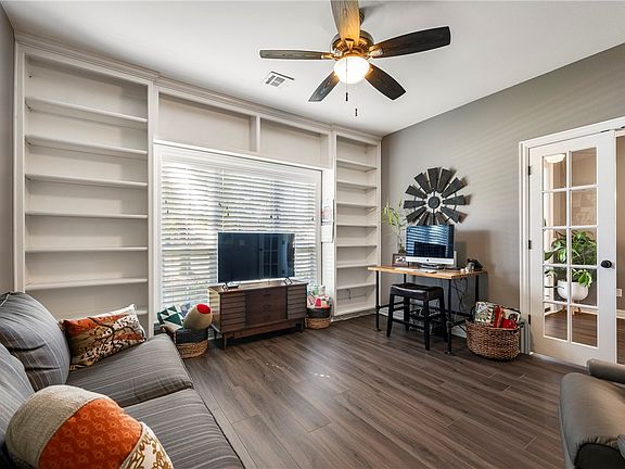 5th image of 4417 W Braymore Dr