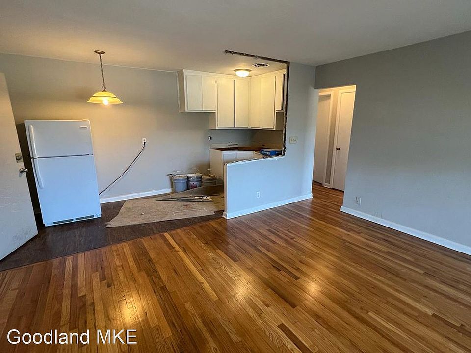 2nd image of 3160 S 48th St #7