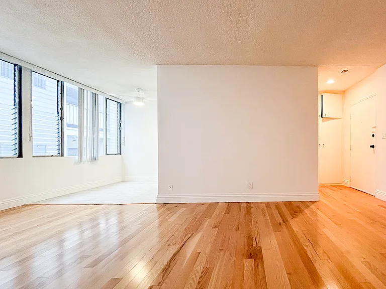 222 Washington Ave #17 — Photo 14