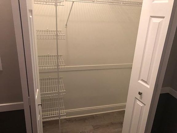 4th image of 2656 W Ainslie St