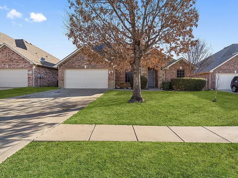 3028 Riverwood Ln — Photo 8