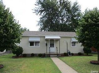 611 S 7th St, Wood River, IL
