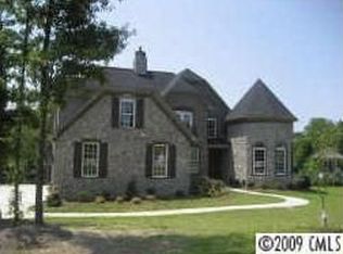 2210 Pinion Pt, York, SC 29745