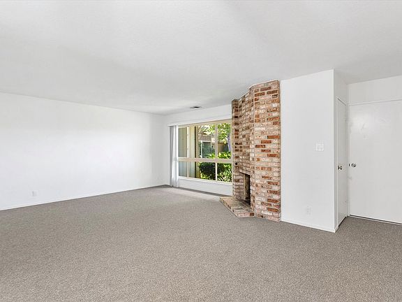 4th image of 1145 Bismarck Ln