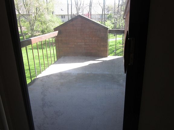 4th image of 2929 Sunnyside Dr APT A204