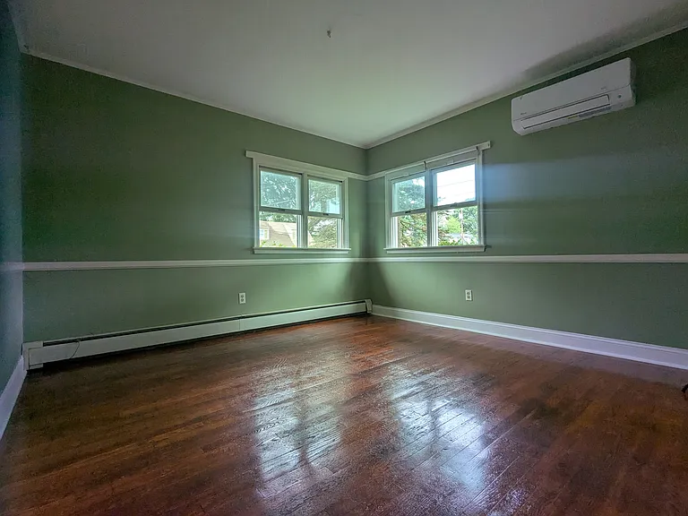53 Odaniel Ave — Photo 12