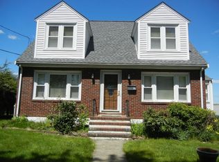 17 Benson Ave, Framingham, MA 01702