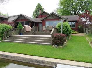 27408 Orchard Dr, Sturgis, MI 49091