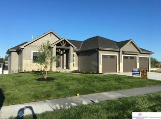 5902 N 169th St, Omaha, NE 68116