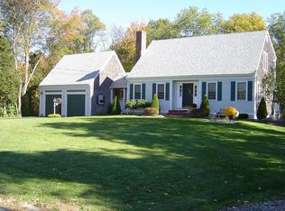 50 Horseshoe Ln, Bridgewater, MA 02324