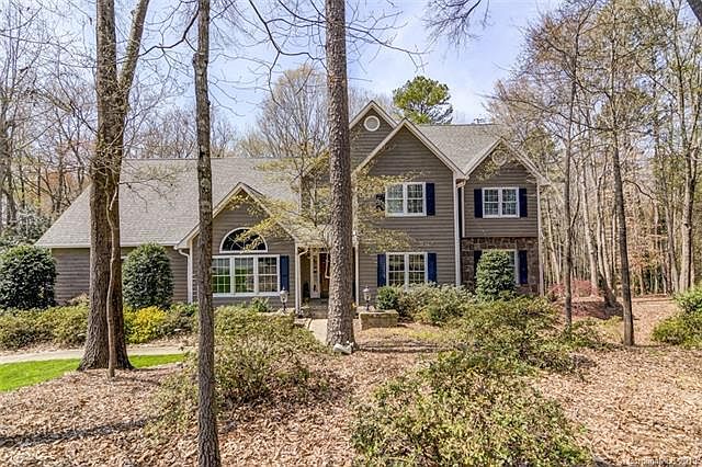 2nd image of 18905 Craggy Meadows Ct