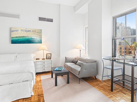 2nd image of 111 4th Ave APT 4O