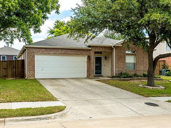 2nd image of 8005 Seven Oaks Ln