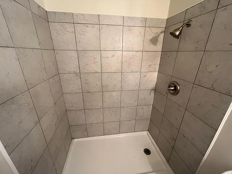19 N 4th St #2R — Photo 27