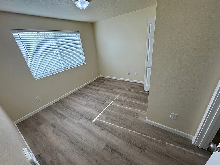 2215 Elm St SW — Photo 55