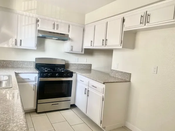 Allegheny II, 11970-80 Allegheny St #70-211, Sun Valley, CA 91352