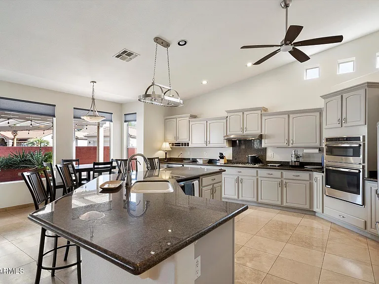 10060 E Emerald Dr — Photo 12