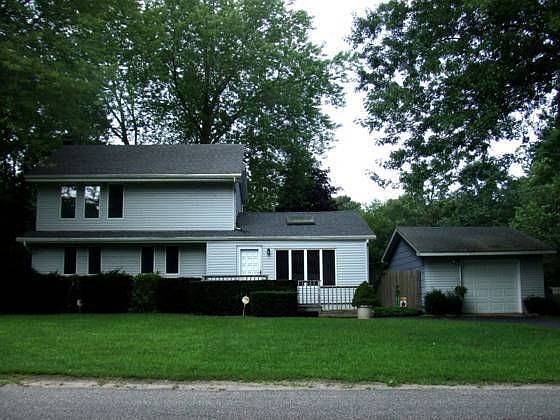 2nd image of 101 Hot Water St