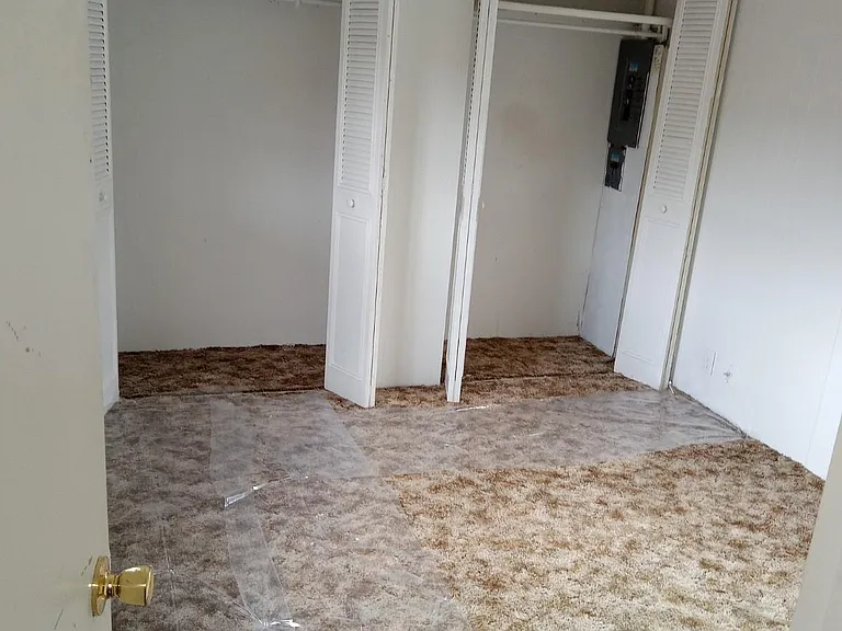 216 W Curtis St #43-1/2 — Photo 4