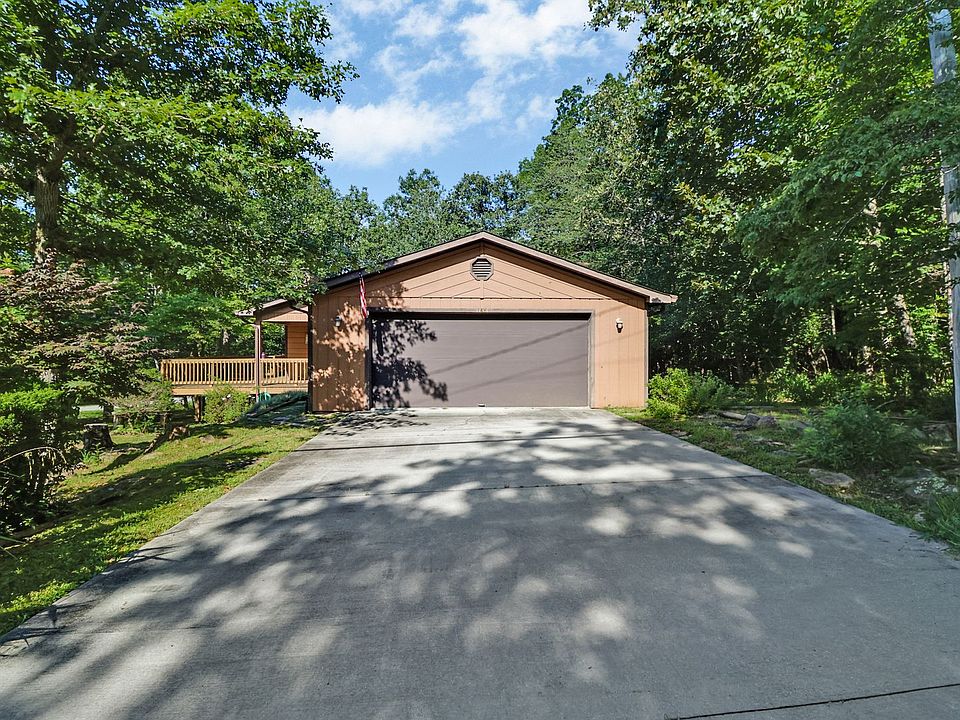 1st image of 146 Fairhaven Dr