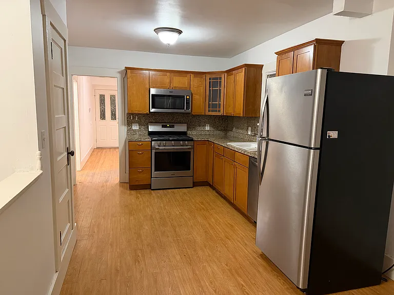 2069 S Sherman St — Photo 4