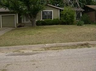 1841 Lynnhaven Rd, Fort Worth, TX 76103