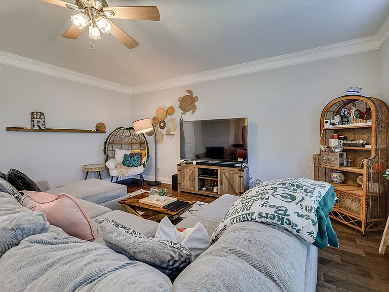 2217 Kendall Park Dr — Photo 11