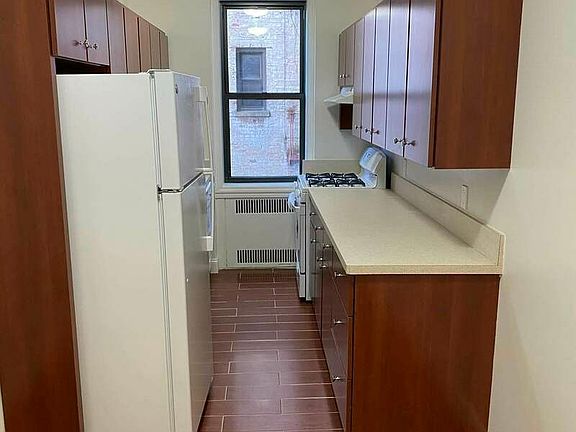 4th image of 83-10 118th St #4N