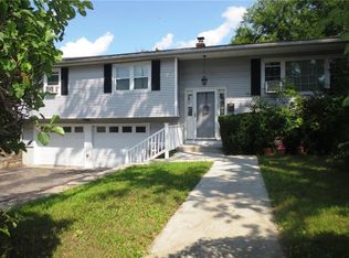 920 Park Ave, Woonsocket, RI 02895