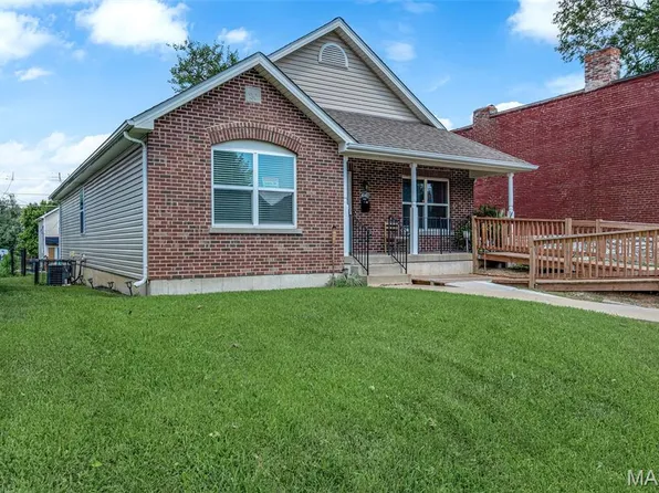 4047-4049 W Cottage Ave, Saint Louis, MO 63113