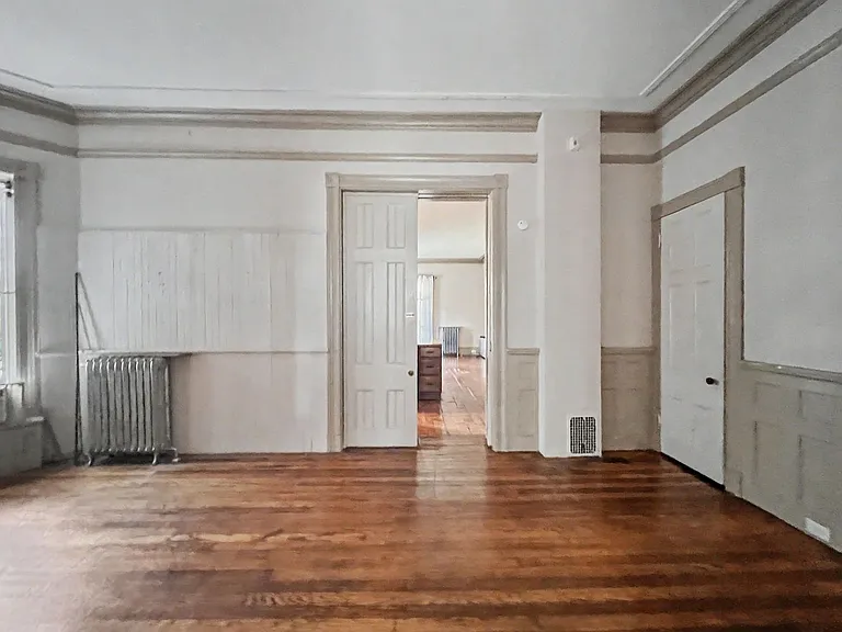 428 N Church St — Photo 6