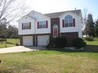 3916 Waldon Ct, High Point, NC 27265