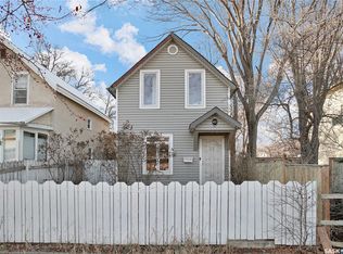 421 H Ave N, Saskatoon, SK S7L2C1
